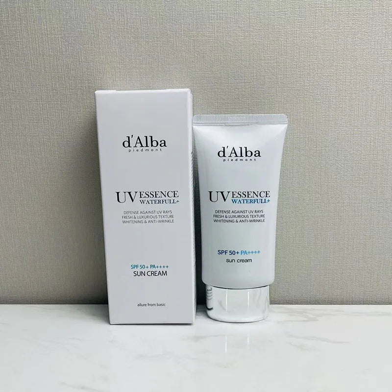 d'Alba UV Essence Solare SPF50+ Idratante Leggero Rinfrescante Delicato per Viso - 50ml